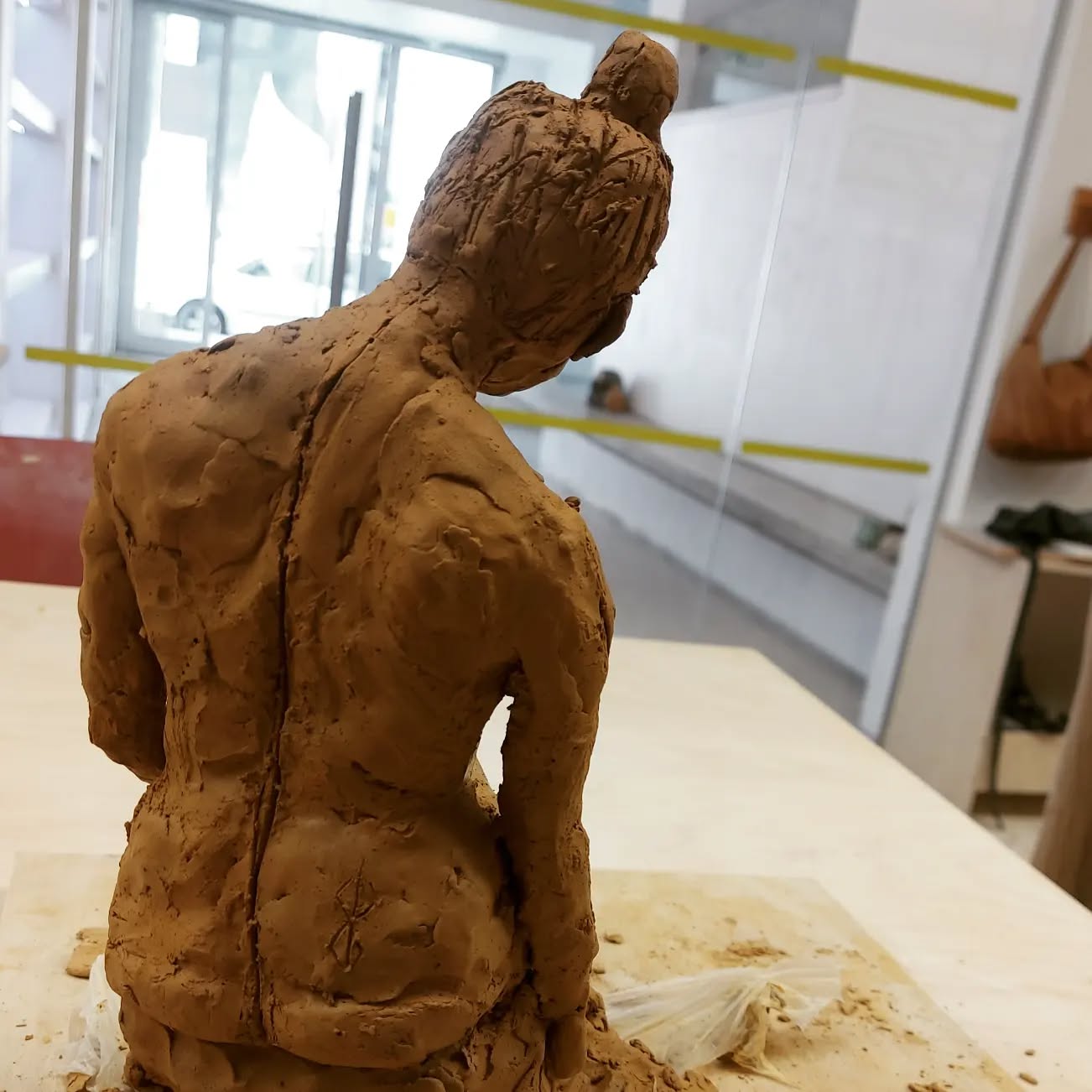 Live model session - back